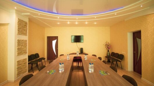 Конференц-зал