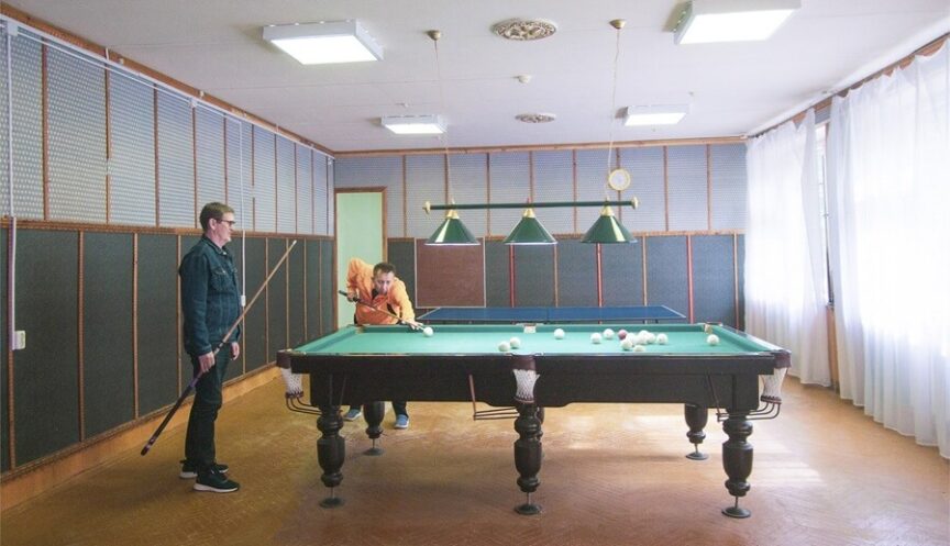 Бильярдный зал